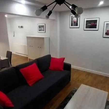 شقة Tranquilo Y Amplio Apartamento Proximidades Calatrava Parking Y Wifi Gratis اوفيدو