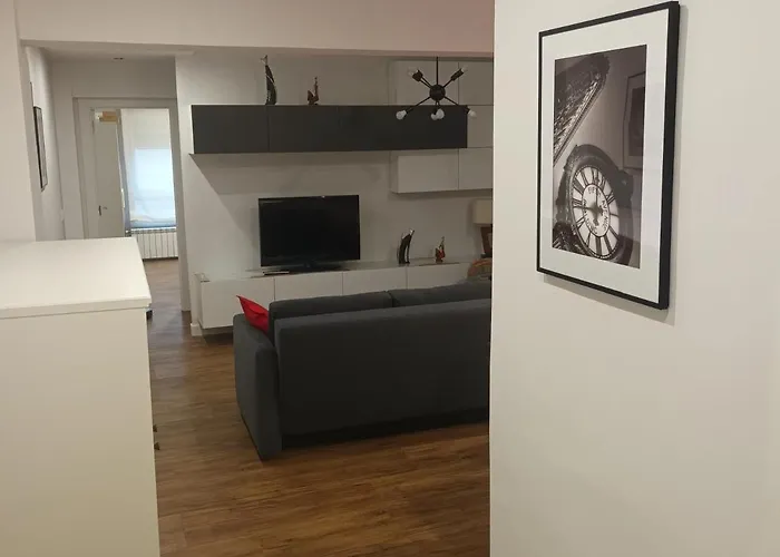 Lägenhet Tranquilo Y Amplio Apartamento Proximidades Calatrava Parking Y Wifi Gratis Oviedo
